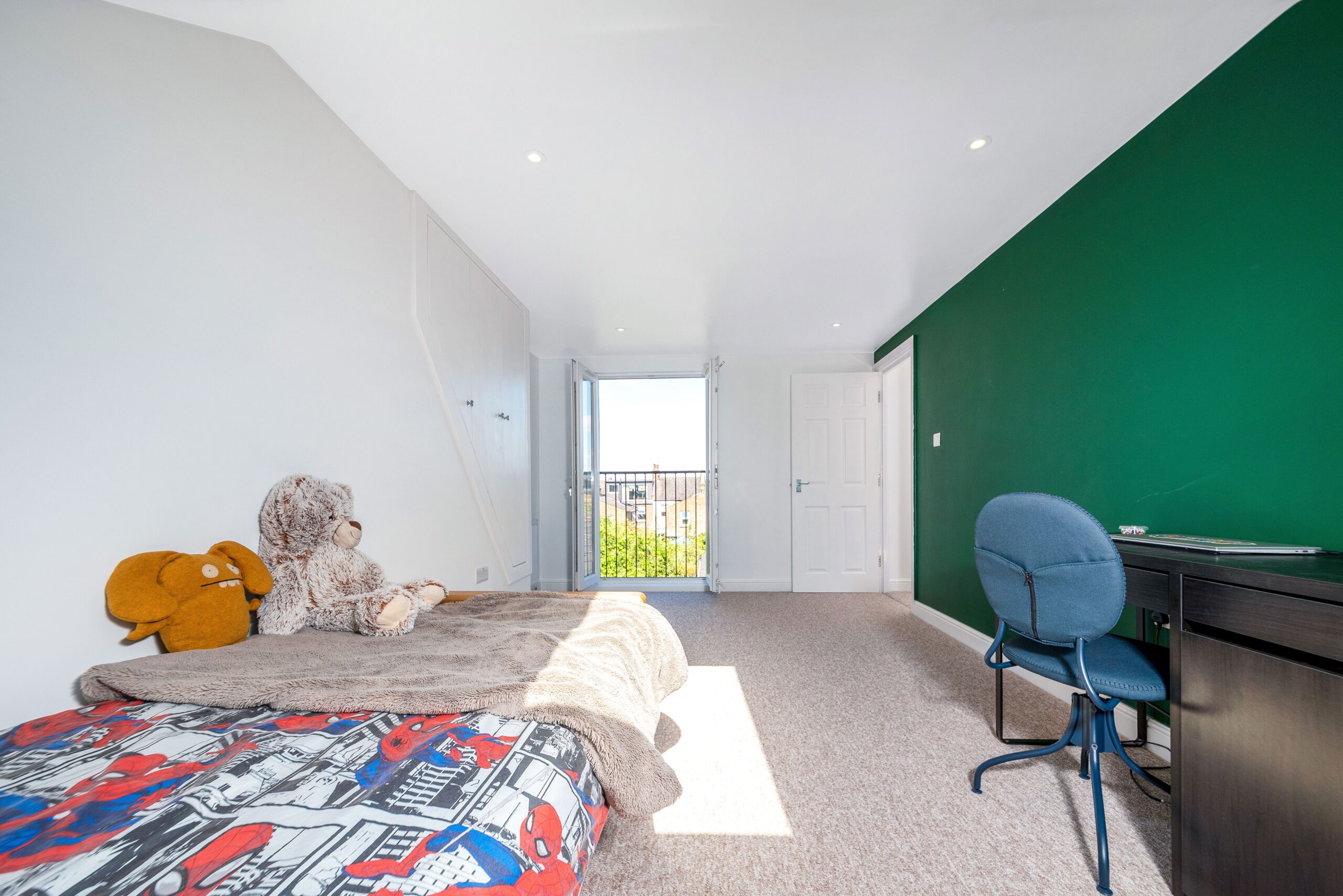 Loft Conversion | Desk | Child's Bedroom | Juliet Balcony | Simply Loft